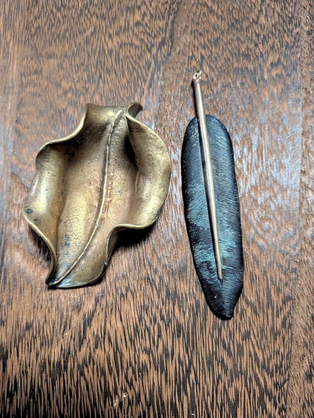 Vtg Mid Century Modernist Statement Pendant Set Brass Leaf & Feather